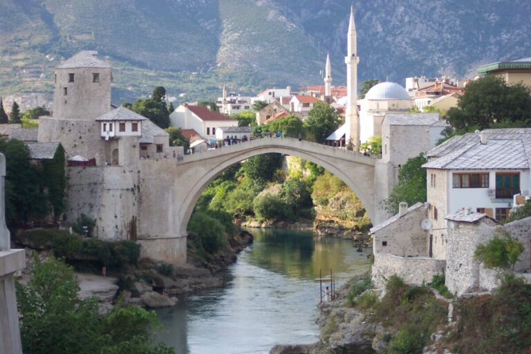 Mostar rekao “ne” Islamskom centru u centru grada, Islamska zajednica traži Schmidta