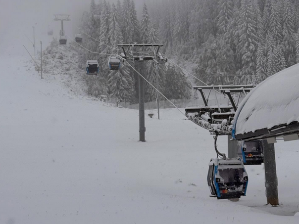 Nevjerovatne scene sa Jahorine: Snijeg kao u sred zime