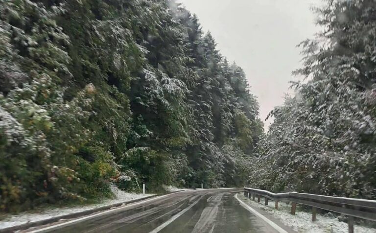 Nove padavine: Snijeg zabijelio pojedine više krajeve u BiH, pogledajte prizore sa Oštrelja