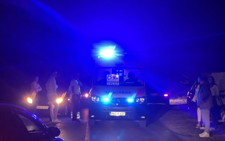 Oglasila se policija nakon teške nesreće kod Modriče: Pješak poginuo na mjestu, tužilaštvo rukovodi istragom