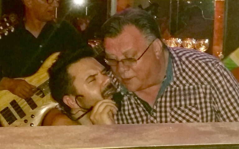 Petar Grašo prolongirao sarajevski i mostarski koncert zbog smrti Halida Bešlića