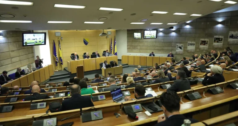 Predstavnički dom FBiH usvojio izvještaje Fonda za profesionalnu rehabilitaciju i zapošljavanje osoba s invaliditetom za 2023 i 2024. godinu