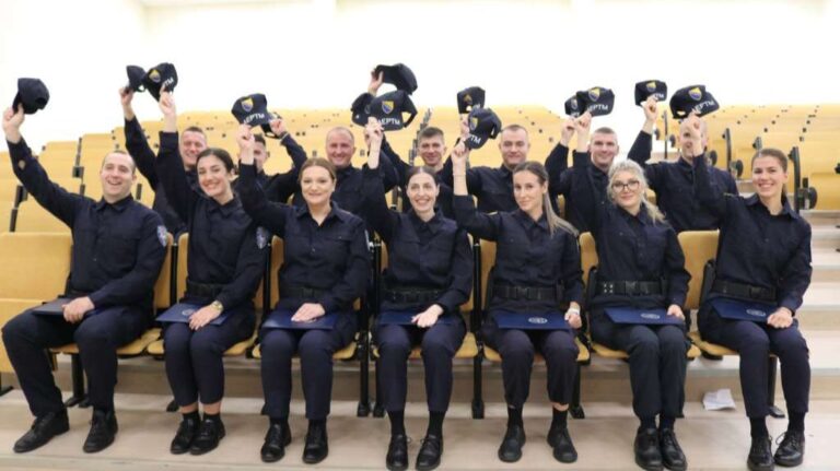 Promovirani kadeti SIPA-e u čin mlađih inspektora