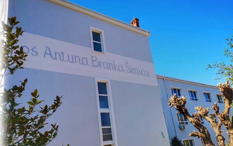 Roditelji i učenici osnovne škole u Mostaru kreću u bojkot nastave zbog vršnjačkog nasilja