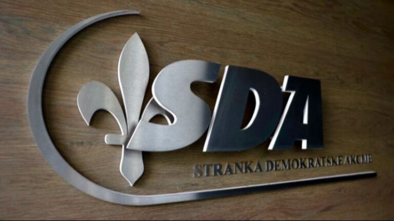 SDA Centar: Smijenjena je kompletna uspješna organizacija SDA Centar, preko 160 ljudi na čelu sa Ahmedom Čorbom