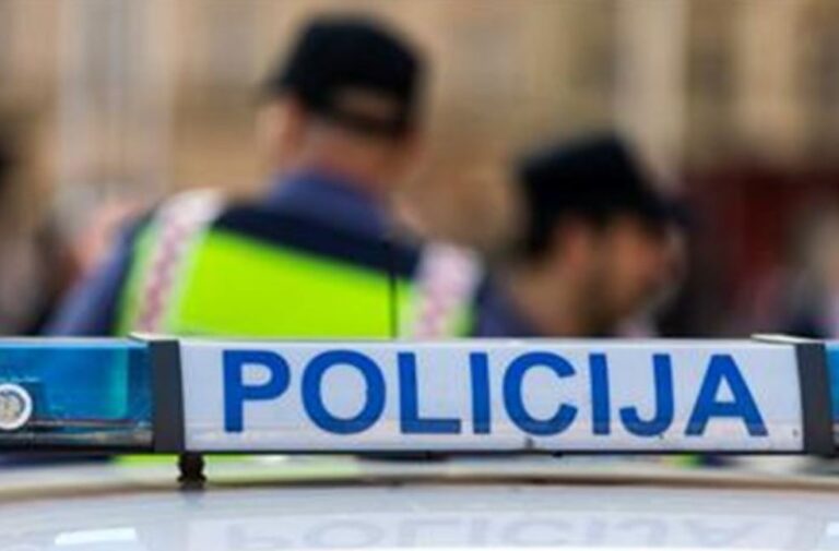 Učenik izbo vršnjaka nožem ispred škole u Hrvatskoj