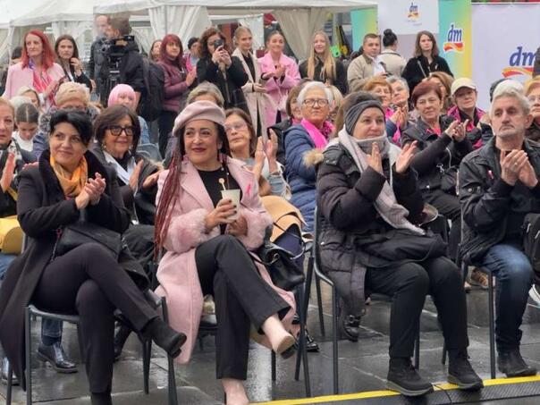 U prosjeku jedna od osam žena oboli od karcinoma dojke