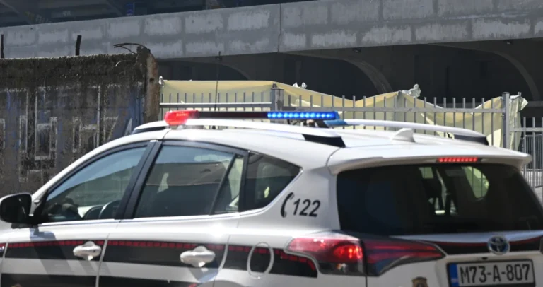 Uhapšene tri osobe u Sarajevu: Privedeni zbog droge, oštećenja tuđe stvari i prevare