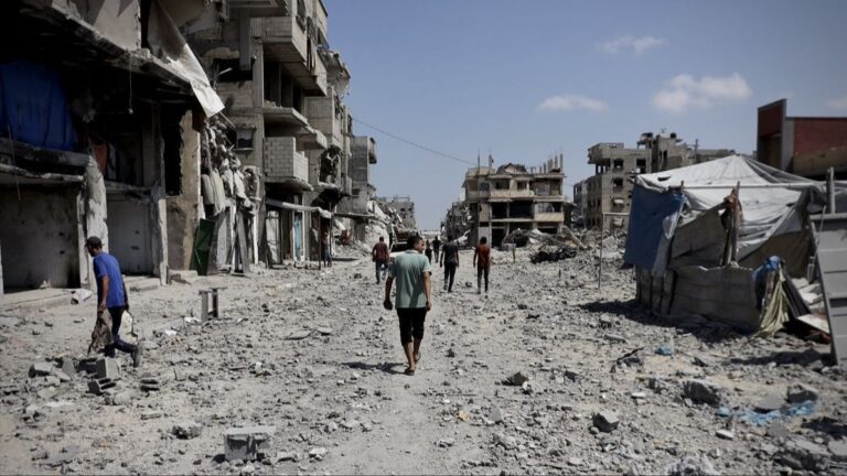 UN: Više od 300.000 stanovnika Gaze vraća se sa juga na sjever nakon prekida vatre