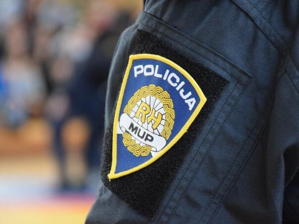 Zagreb: Muškarac ranjen u nogu, policija traga za napadačem