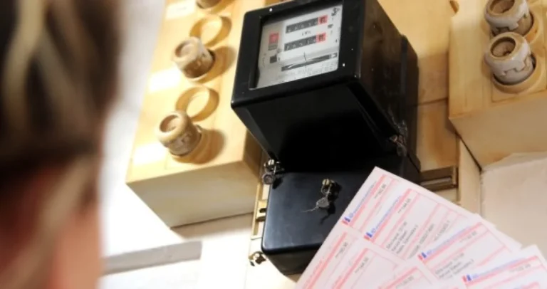 Zimsko računanje vremena donosi promjenu tarifa: Evo koji su termini za jeftinu struju