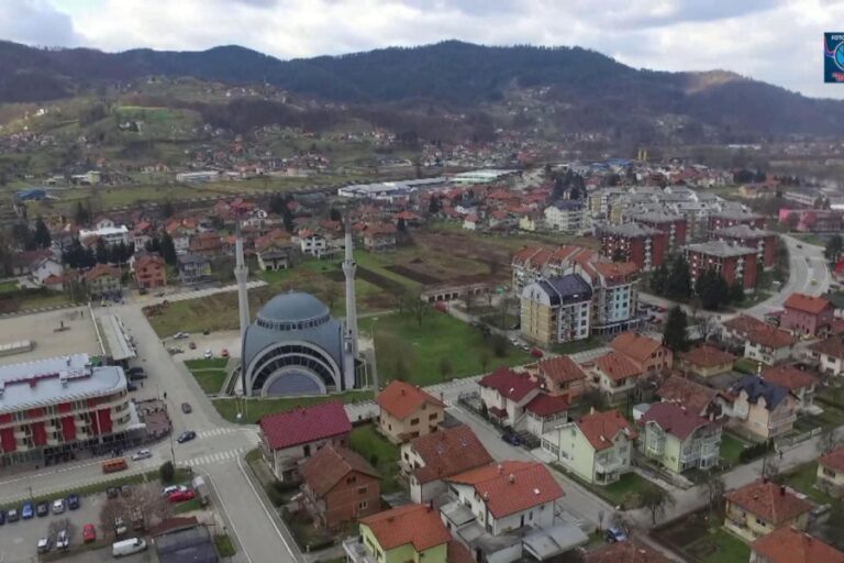 PRIČA IZ MAGLAJA: Majka nije mogla poslati dijete u školu, a onda se pojavio jedan čovjek i pokazao šta znači humanost