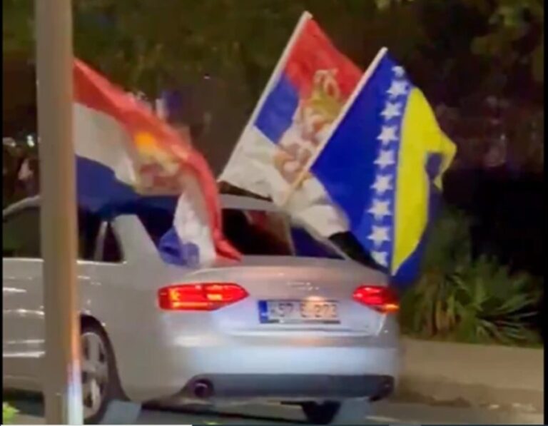 Napokon lijepe scene iz bh. grada: Na svadbi zastave Bosne i Hercegovine, Srbije i Hrvatske