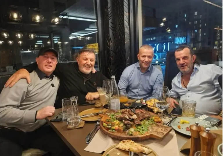 Oglasio se Aca Lukas zbog fotografije sa Naserom Orićem: Pojavio se i video