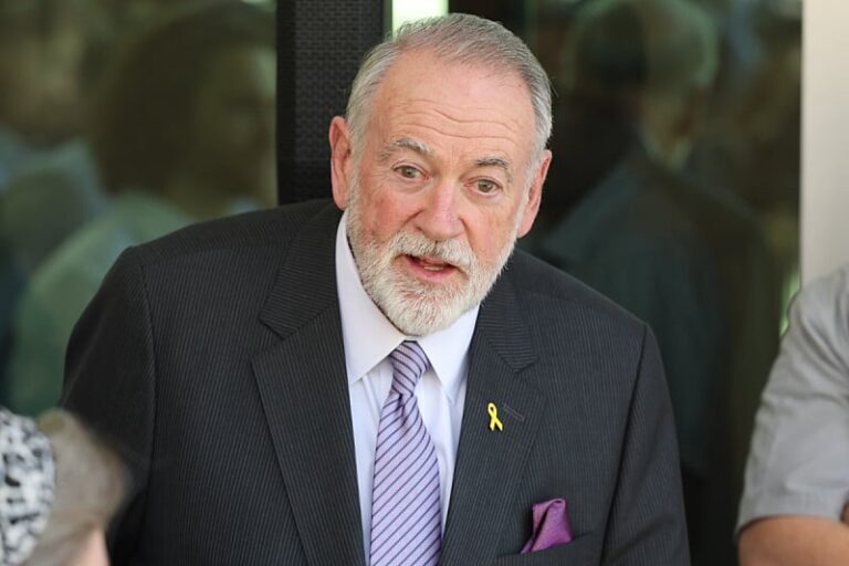 Američki ambasador u Izraelu napravio skandal: U ambasadi ugostio osuđenog špijuna