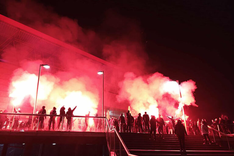 BH Fanaticosi “zapalili” Zenicu, skandiraju protiv čelnika Nogometnog saveza BiH