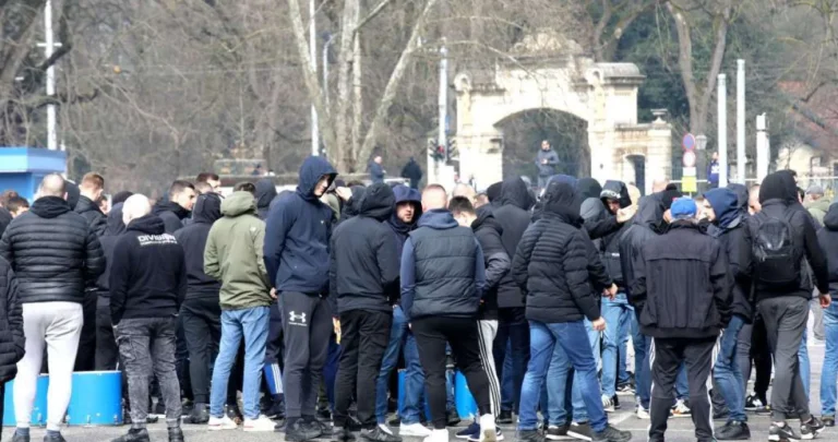 Devet osumnjičenih za upad na Dane srpske kulture u Splitu pušteno na slobodu