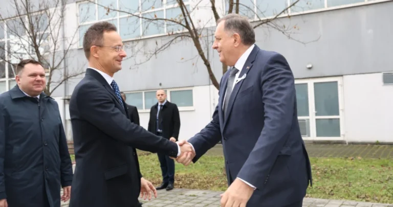 Dodik slavi Szijjarta pa RS nazvao državom: Vodimo istu borbu protiv nametnute politike