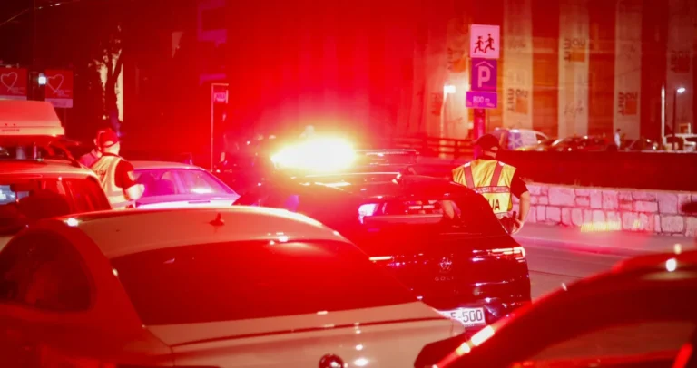 Hapšenja na Ilidži: Dva mladića iza rešetaka zbog nanošenja teških povreda i oštećenja tuđe stvari