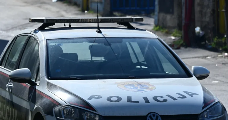 Hapšenja u Sarajevu: Uhvaćen lopov, Sarajlija zatečen sa paketićima spida na ulici