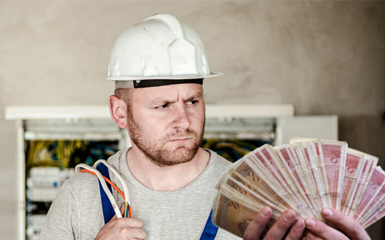 Ima li posla ili ga gubimo: Parlament se prepire, jedni broje minuse, drugi pluseve