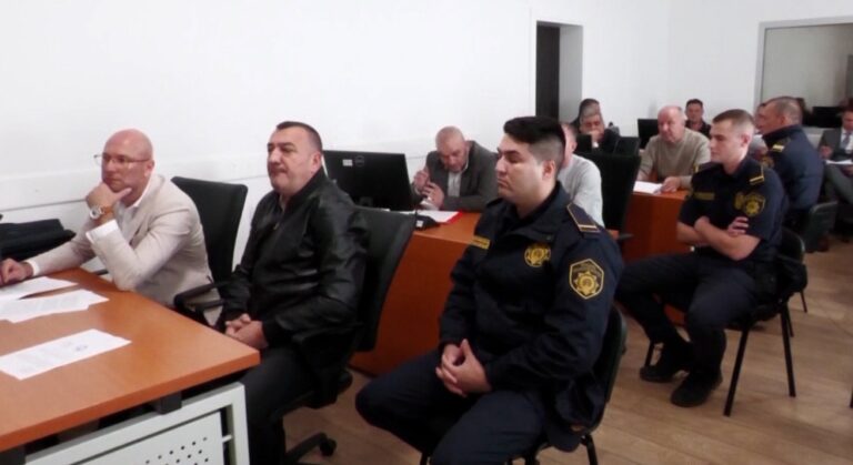 Javnost traži preispitivanje odgovornosti zbog zloupotrebe policijske uniforme