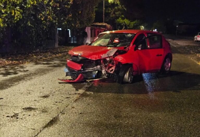 Jedna osoba povrijeđena: Automobilom udarila u zid kladionice u Rodoču
