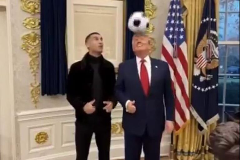 Jeste li vidjeli bizarniji video? Trump objavio kako s Ronaldom igra nogomet u Bijeloj kući