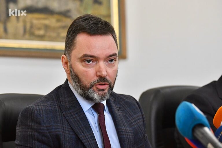 Košarac prozvao Konakovića: “Dok je nama Dine i sličnih, nema razloga za brigu, što ih je više – manje je BiH”