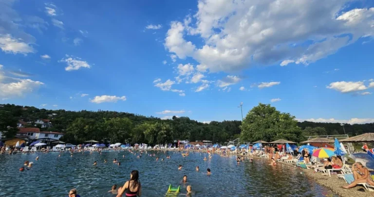 Kupanje u burkiniju na Panonskim jezerima neće biti zabranjeno od naredne sezone