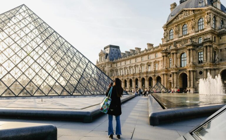 Cure novi detalji: Žena optužena za saučesništvo u pljački nakita iz Louvrea