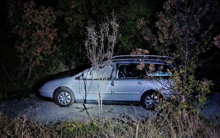 Migranti pronađeni u autu bez tablica uz magistralni put za Široki Brijeg
