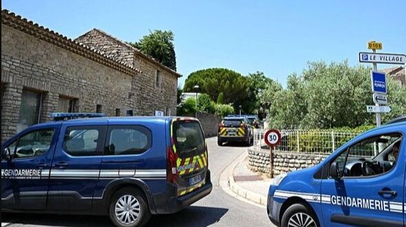 Muškarac autom uletio u grupu pješaka, povrijeđeno najmanje deset osoba: Uzvikivao “Allahu Ekber”