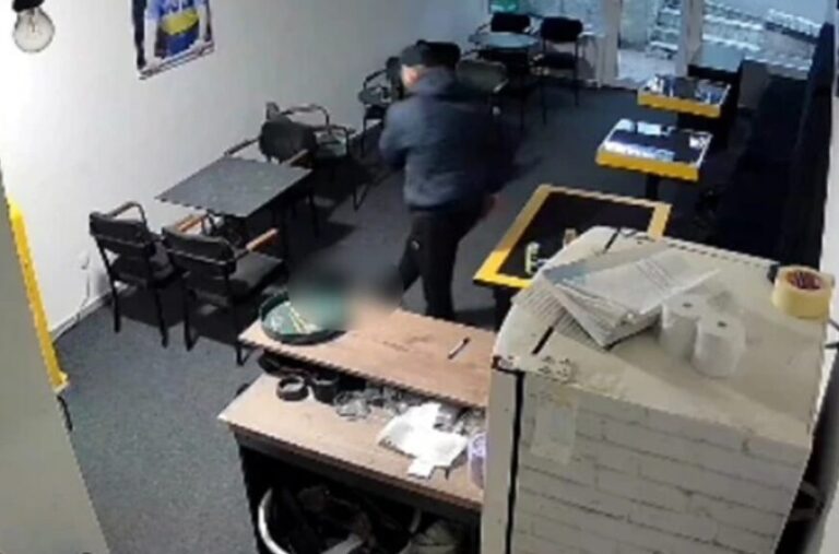 Nasilje koje je šokiralo regiju: Muškarac brutalno pretukao radnicu kafića, četiri i po sata bila u nesvijesti