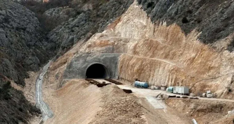 Nesreća na gradilištu u Hercegovini: Mladi radnik zadobio teške povrede opasne po život