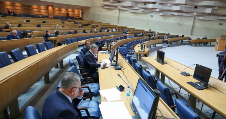 Ništa od hitne i skraćene procedure za državnu imovinu: Poslanici iz RS-a i HDZ-a bili protiv