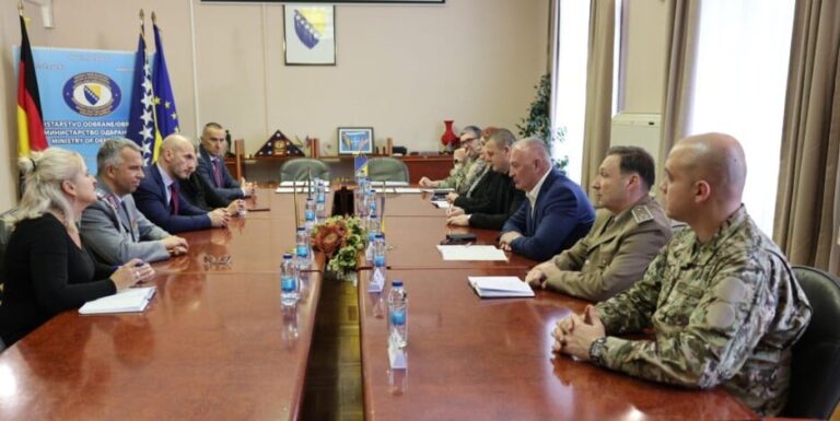 Njemačka donira specijalna vozila OSBiH: Helez potpisao sporazum o jačanju sigurnosti