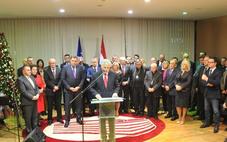 Novac spreman! Proslava Božića u državnim institucijama koštat će 30.000 KM