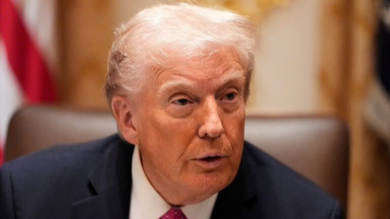 Oštra retorika u SAD-u: Tramp poručio da je “pobunjeničko ponašanje kažnjivo smrću”