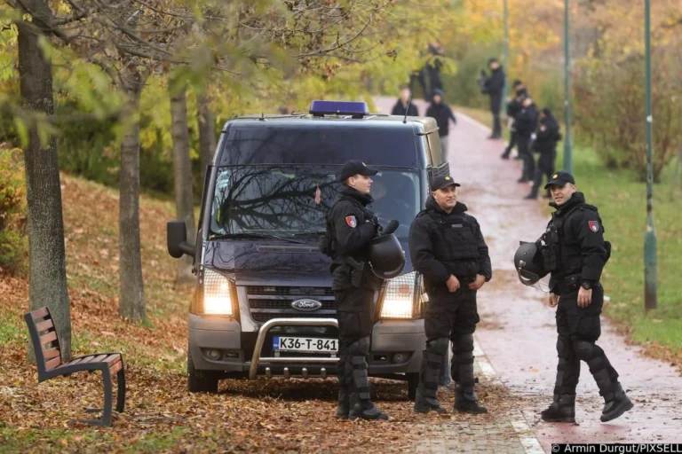 Opsadno stanje oko dvorane Zetra: Veliki broj policije uoči meča Dubaija i Hapoela Tel Aviv