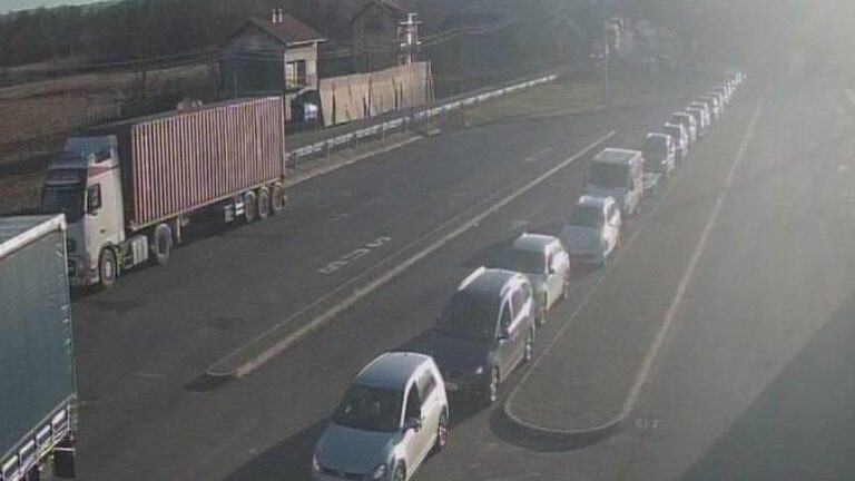 Pao informacioni sistem: Obustavljen saobraćaj na graničnim prijelazima