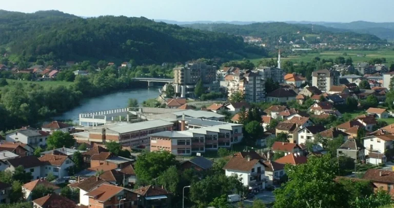 Pismo sestre pripadnika VRS-a uzburkalo javnost: Na riječima joj se zahvalio i Ćamil Duraković