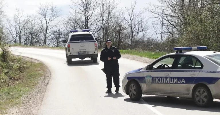 Tragedija u selu: Komšija pucao na četveročlanu porodicu, dvoje ubio, dvoje ranio