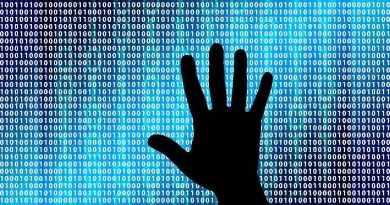 Poljski ministar tvrdi da je zemlja u cyber ratu s Rusijom: “Obavještajni operativci mogli bi…”