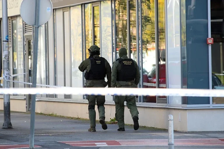 Pretučen srednjoškolac: Pokušao zaštititi kolegice, izbili mu četiri zuba, slomili nos i vilicu