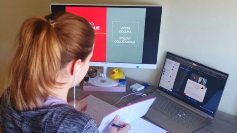 Roditelji i nastavnici protiv online nastave