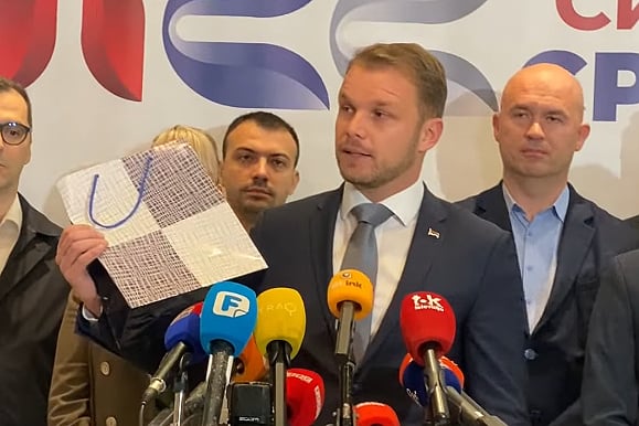 Stanivuković dao ultimatum policiji: “Otkrit ću imena policajaca, zašto MUP RS-a šuti o drogi u UKC-u”