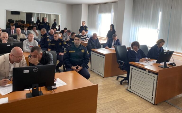 Suspendovani policajci koji su vrbovali i podvodili maloljetne djevojčice iz Tuzle