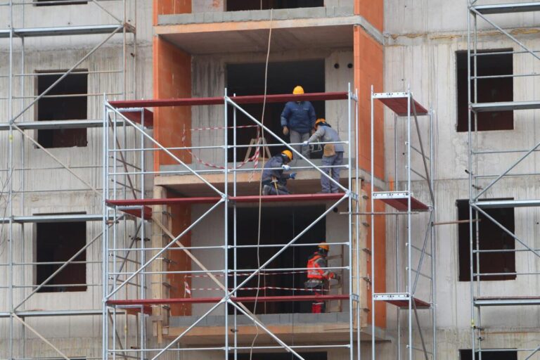 Sve skuplje, sve na rate: Bh. građani prezaduženi – stanovi “pojeli” 3,5 milijarde KM