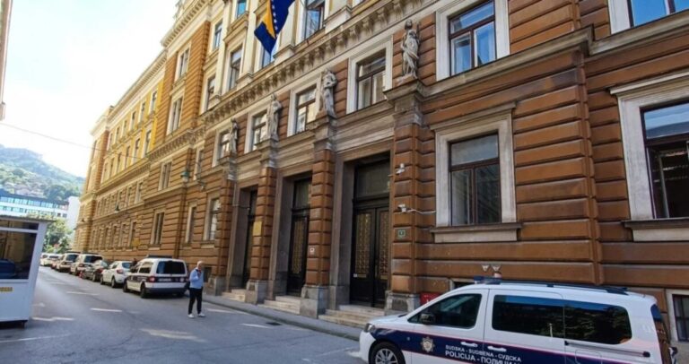 Trgovina narkoticima: Pritvor za trojicu uhapšenih u akciji „Beretka“